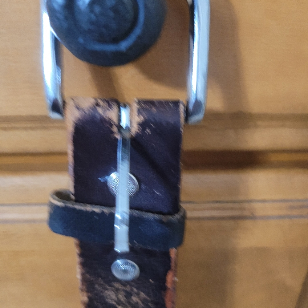 Well Loved Vintage US Navy Stamped and Tooled Leather Belt - Picture 2 of 5